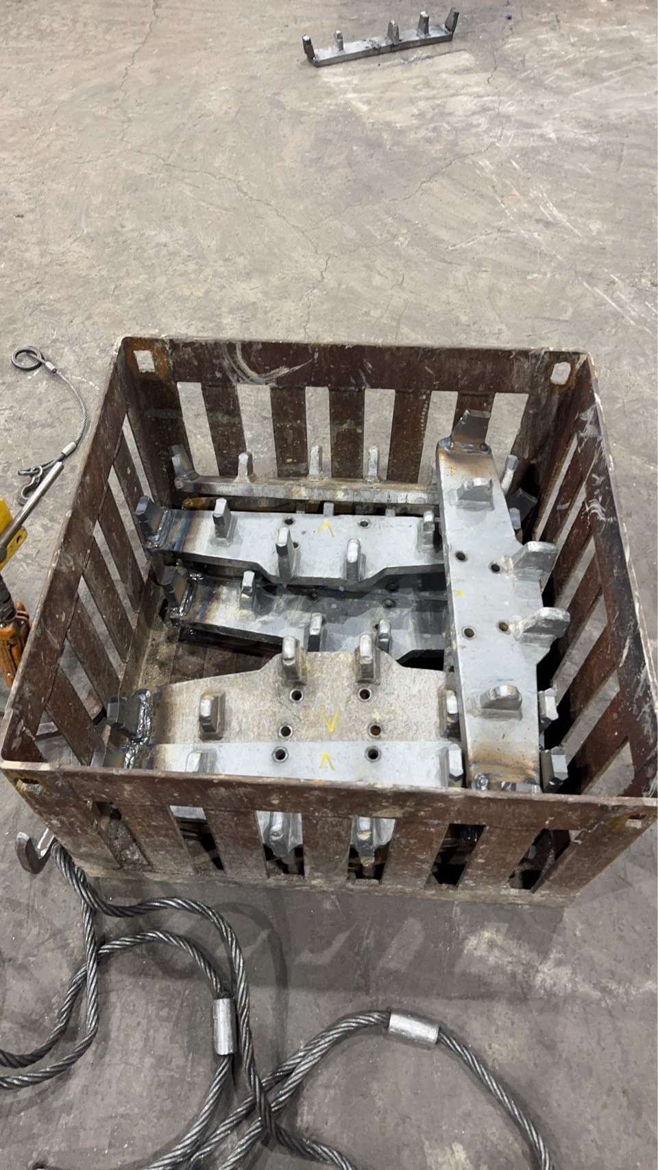 掘削機チップ交換